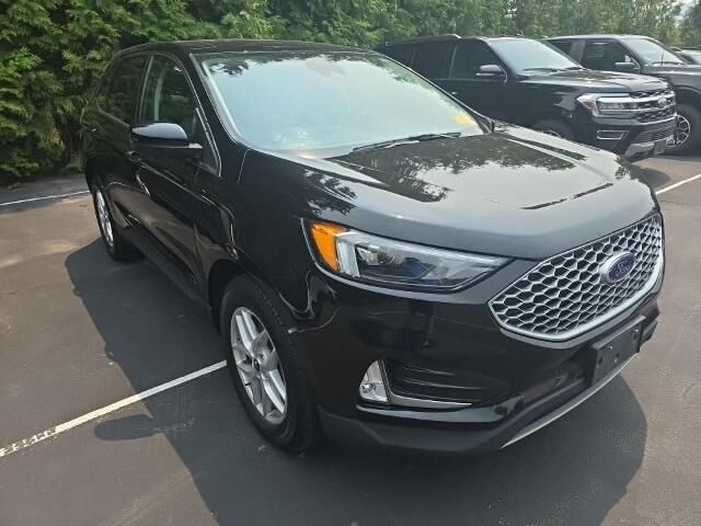 2023 Ford Edge SEL — photo 1 of 40