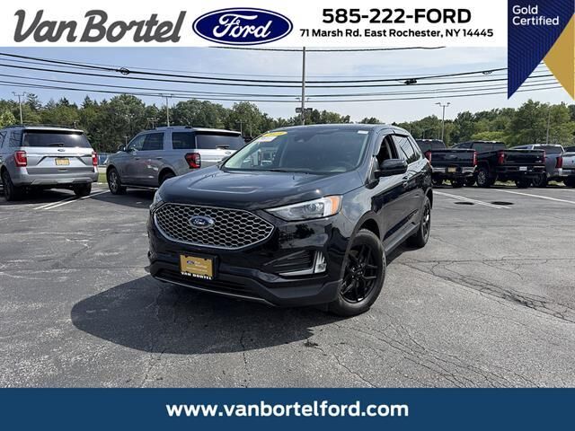 2023 Ford Edge SEL — photo 1 of 13
