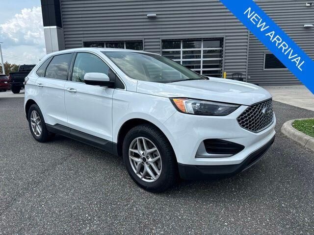 2024 Ford Edge SEL — photo 1 of 13