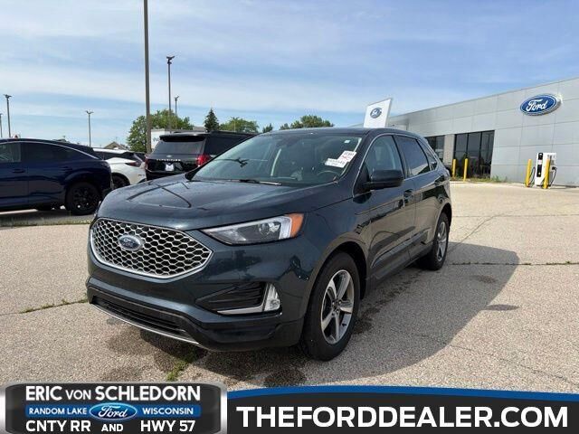 2024 Ford Edge SEL — photo 1 of 10