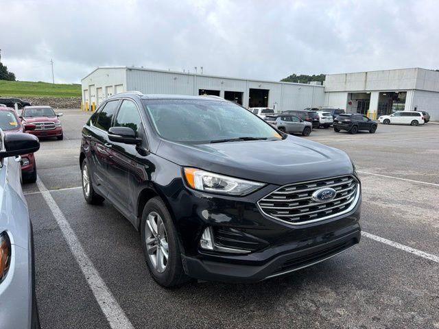 2019 Ford Edge SEL — photo 1 of 13