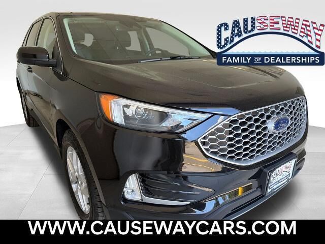 2023 Ford Edge SEL — photo 1 of 13