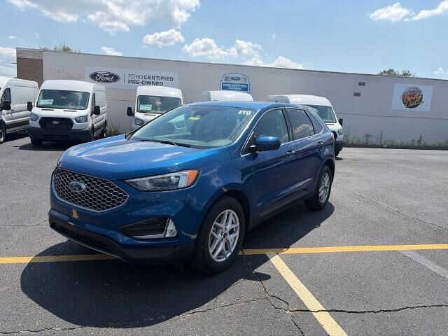 2023 Ford Edge SEL — photo 1 of 13