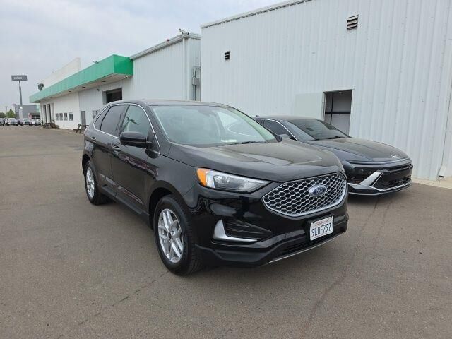 2024 Ford Edge SEL — photo 1 of 15
