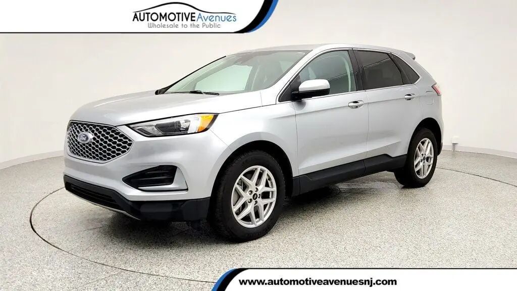 2024 Ford Edge SEL — photo 1 of 13