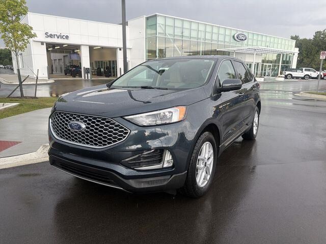 2024 Ford Edge SEL — photo 1 of 26