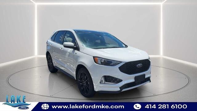 2024 Ford Edge ST-Line — photo 1 of 11