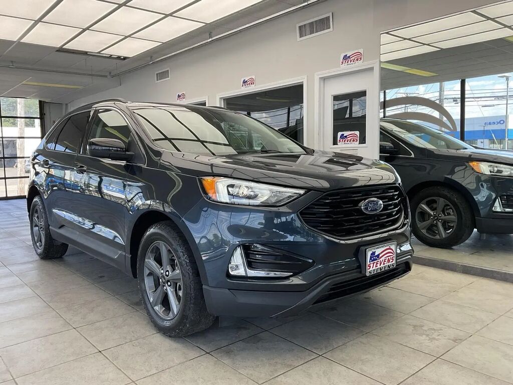 2022 Ford Edge SEL — photo 1 of 13