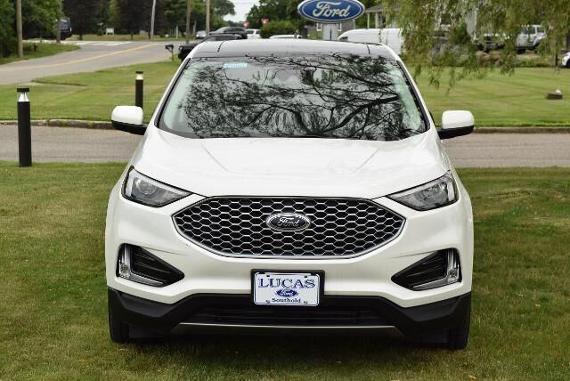 2023 Ford Edge SEL — photo 1 of 12