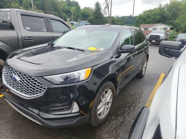 2023 Ford Edge SEL — photo 1 of 26