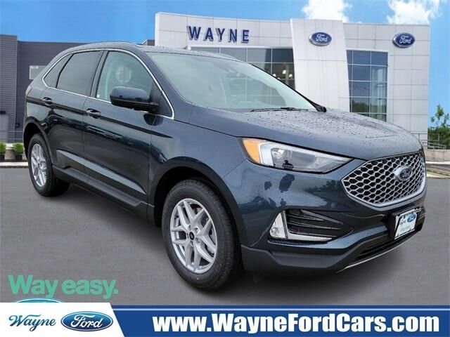 2024 Ford Edge ST-Line — photo 1 of 39