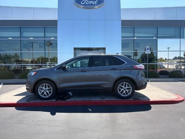 2024 Ford Edge SEL — photo 1 of 13