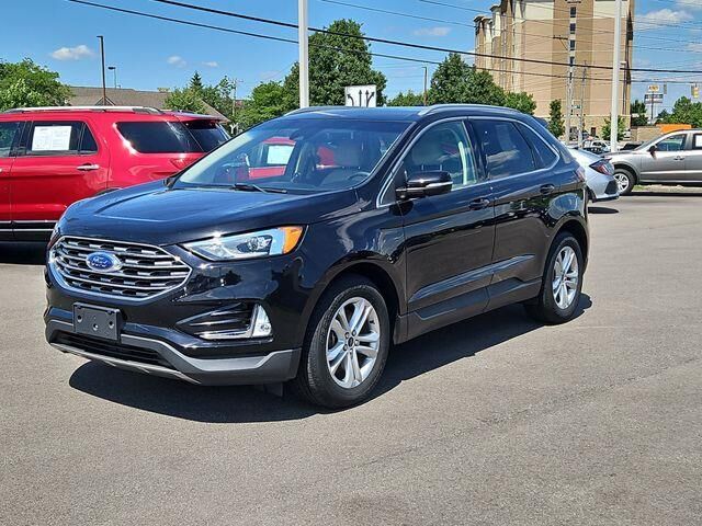 2019 Ford Edge SEL — photo 1 of 13