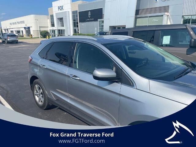 2022 Ford Edge SEL — photo 1 of 4