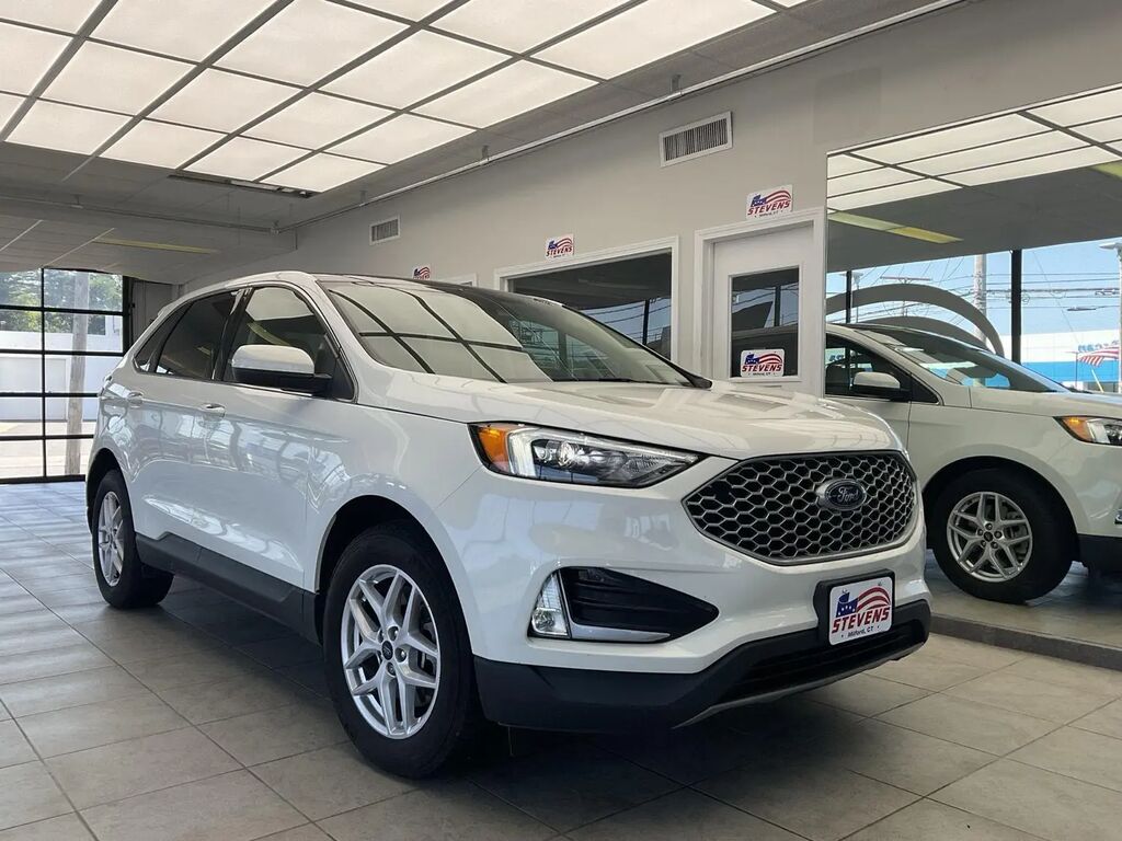 2023 Ford Edge SEL — photo 1 of 7