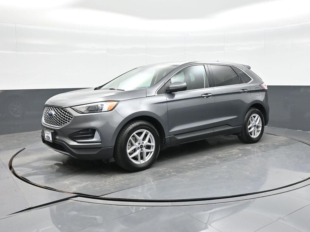2024 Ford Edge SEL — photo 1 of 3
