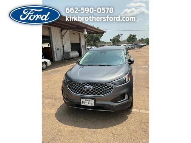 2024 Ford Edge SEL — photo 1 of 1