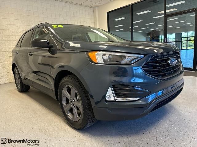 2024 Ford Edge SEL — photo 1 of 26