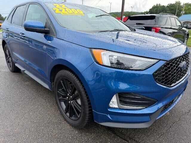 2022 Ford Edge ST-Line — photo 1 of 13