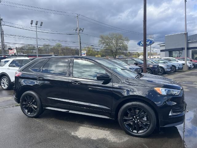 2023 Ford Edge ST-Line