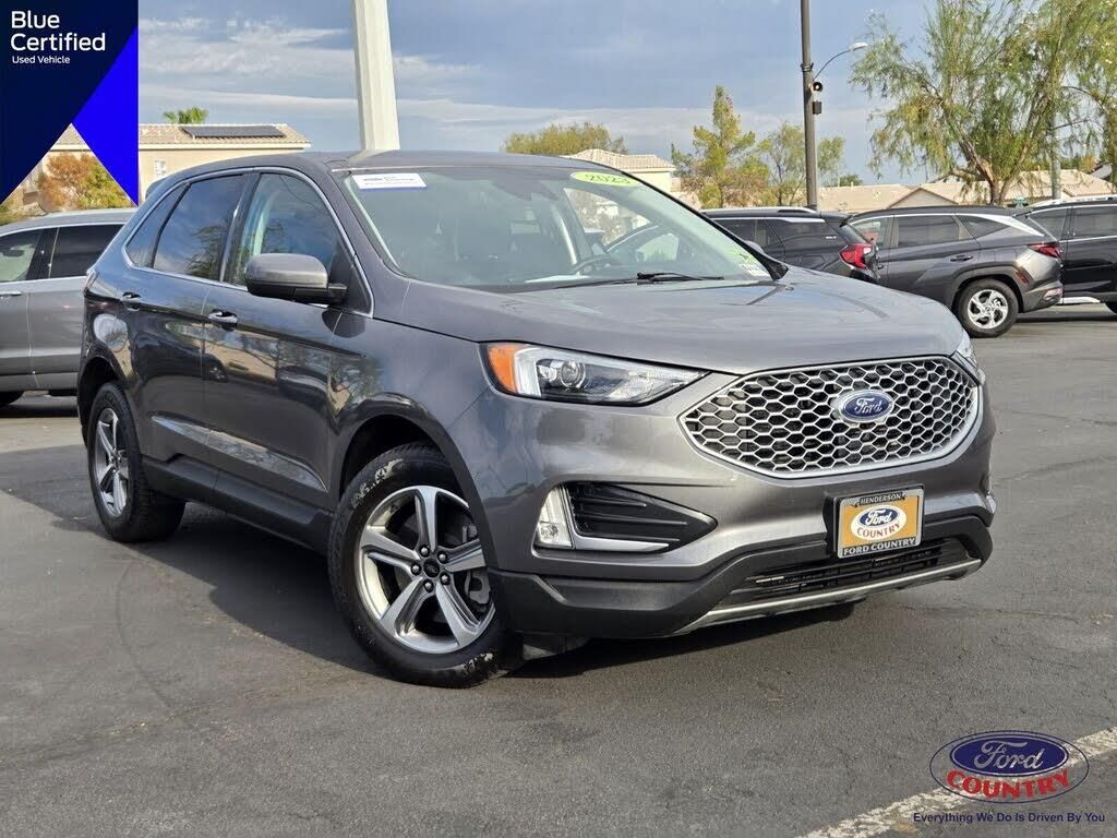 2023 Ford Edge SEL — photo 1 of 1