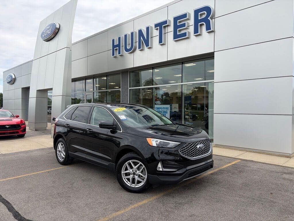 2023 Ford Edge SEL — photo 1 of 1