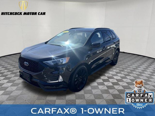 2022 Ford Edge ST Line — photo 1 of 13