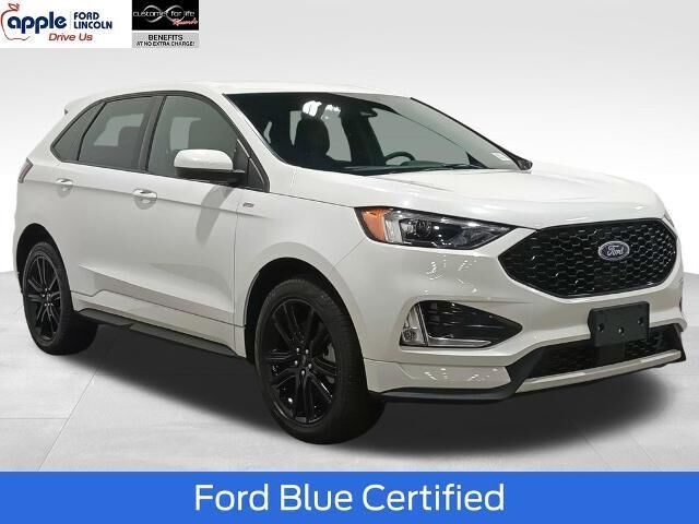 2023 Ford Edge ST-Line — photo 1 of 26