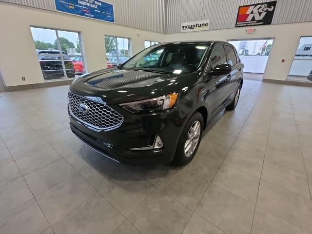 2024 Ford Edge SEL — photo 1 of 13