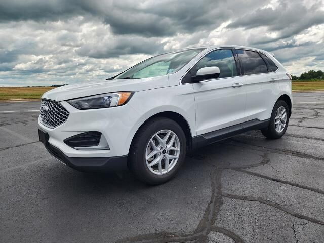 2024 Ford Edge SEL — photo 1 of 13