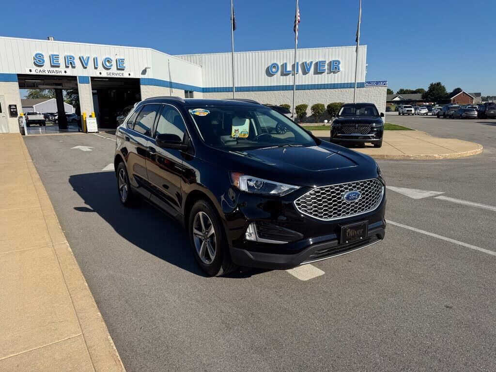 2024 Ford Edge SEL — photo 1 of 1