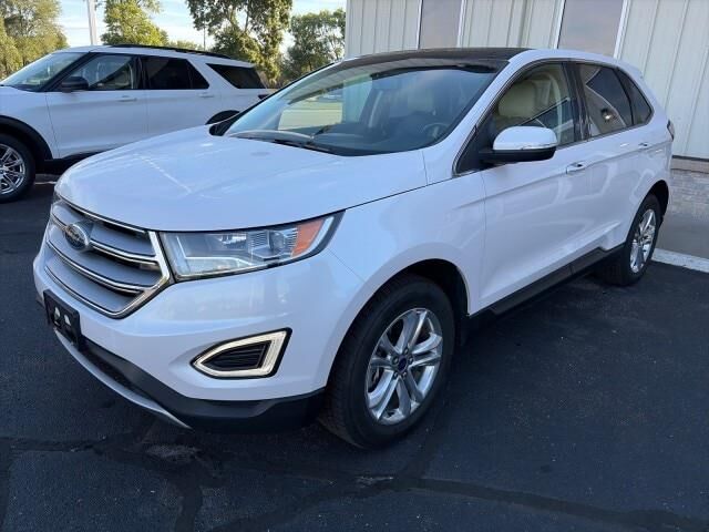2017 Ford Edge Titanium — photo 1 of 2