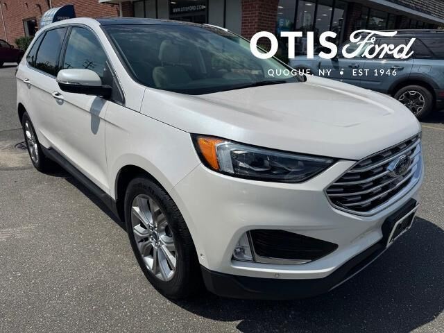 2019 Ford Edge Titanium — photo 1 of 11