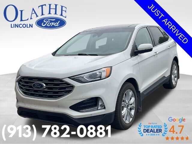2020 Ford Edge Titanium — photo 1 of 31