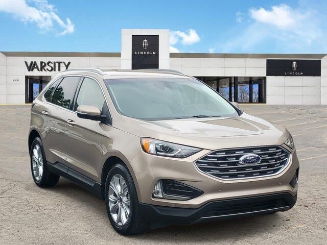 2020 Ford Edge Titanium — photo 1 of 26