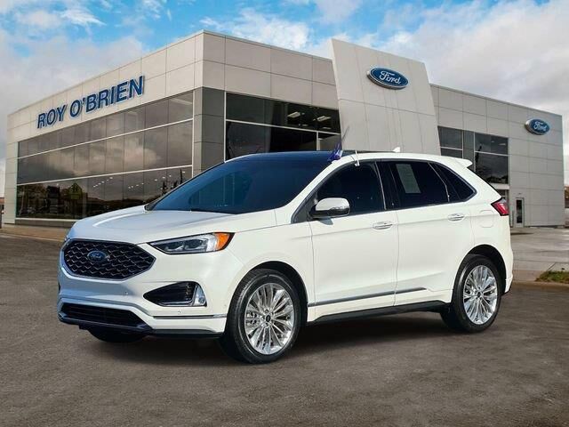2020 Ford Edge Titanium — photo 1 of 26