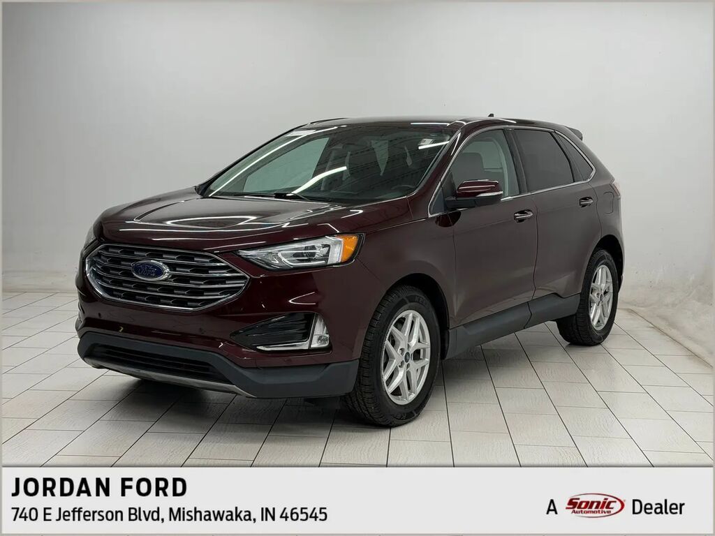 2022 Ford Edge Titanium — photo 1 of 26
