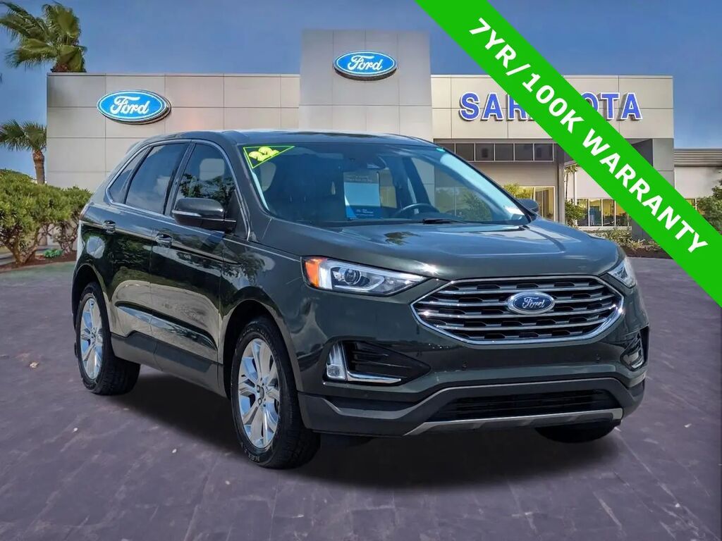 2022 Ford Edge Titanium — photo 1 of 26