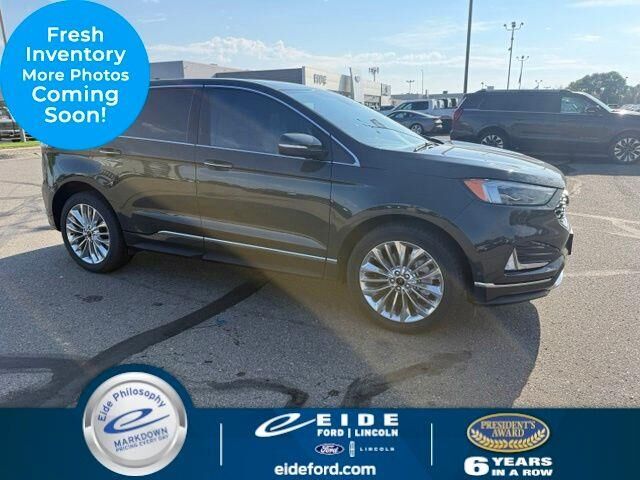 2023 Ford Edge Titanium — photo 1 of 37