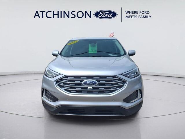 2023 Ford Edge Titanium — photo 1 of 12