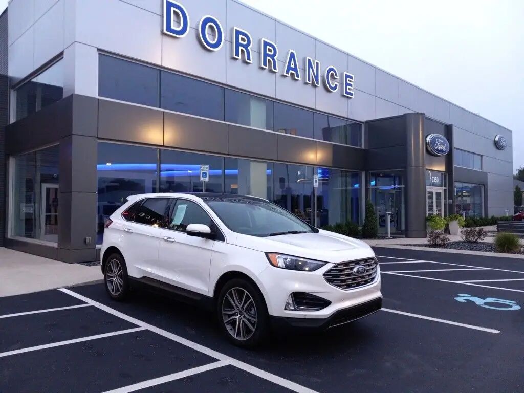 2024 Ford Edge Titanium — photo 1 of 52