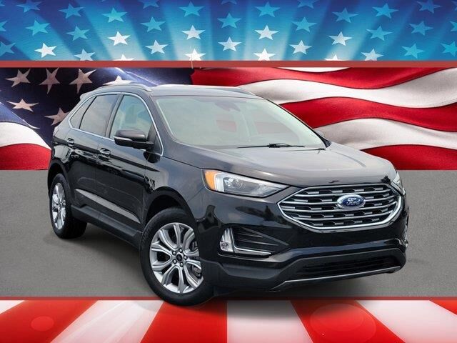 2024 Ford Edge Titanium — photo 1 of 26