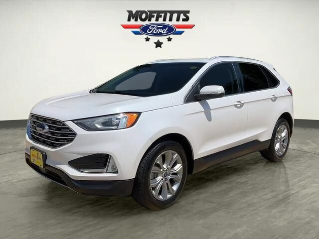 2019 Ford Edge Titanium — photo 1 of 26