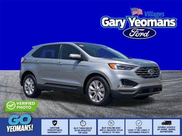 2022 Ford Edge Titanium — photo 1 of 26