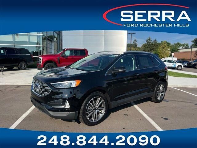 2024 Ford Edge Titanium — photo 1 of 13