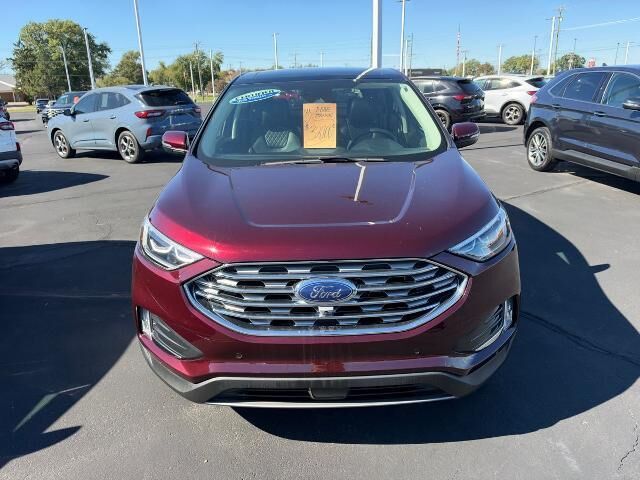 2024 Ford Edge Titanium