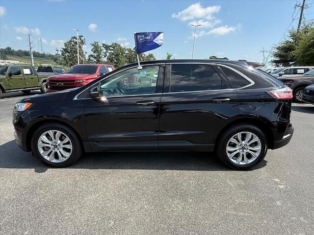 2021 Ford Edge Titanium — photo 1 of 13
