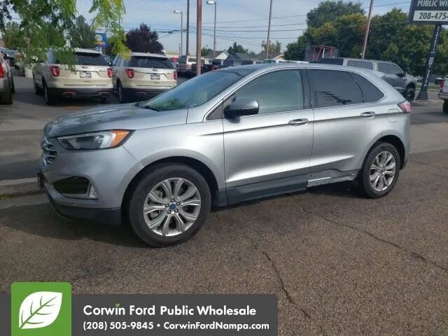 2022 Ford Edge Titanium