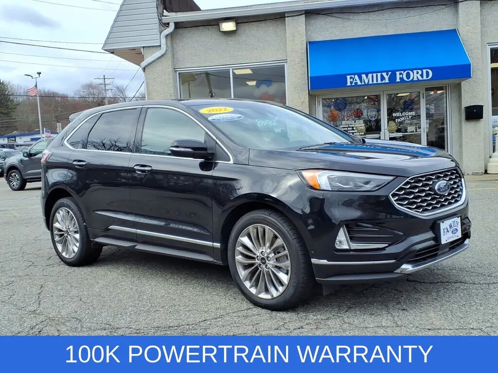 2022 Ford Edge Titanium — photo 1 of 13