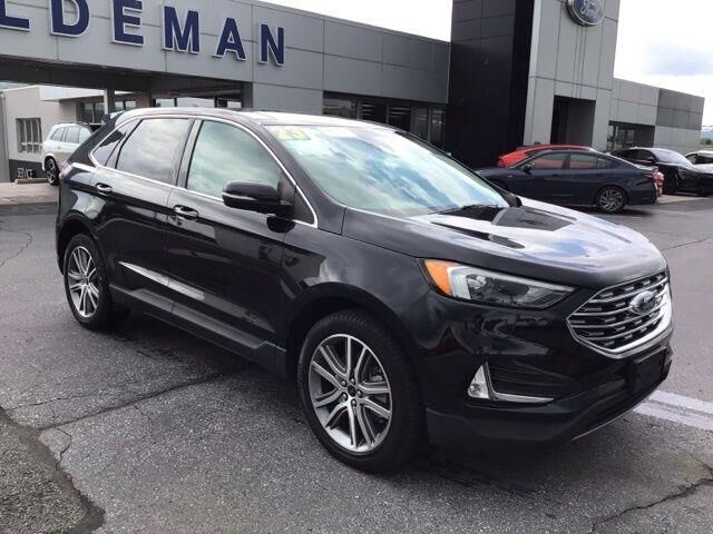 2023 Ford Edge Titanium — photo 1 of 26